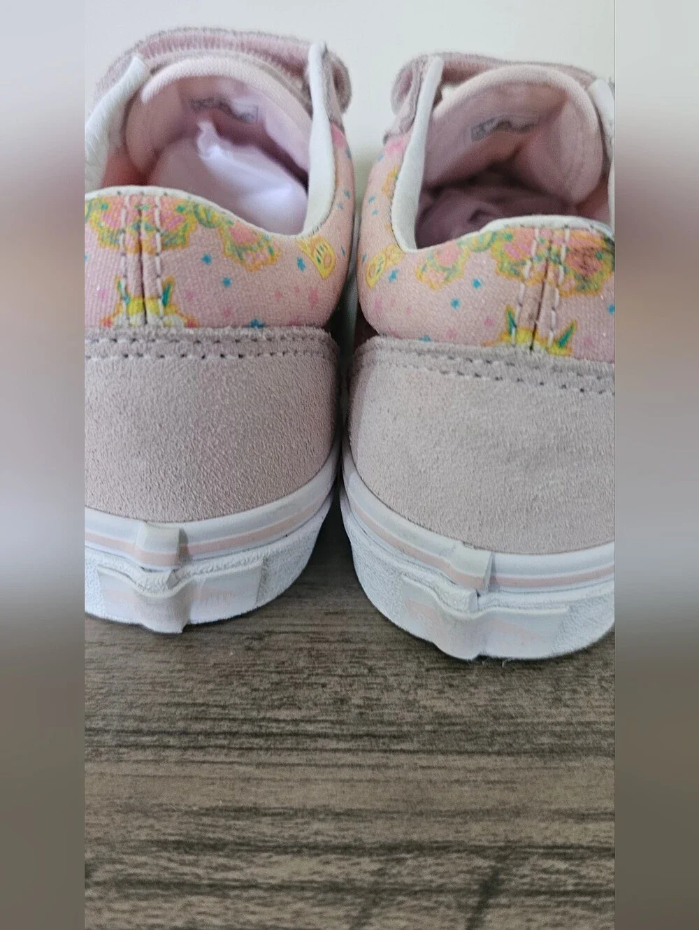 Vans Kids Pale Pink Velcro Sneakers with Pastel Print Girl Size 2